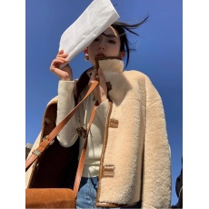 韩式风两面穿皮毛一体外套女冬季新款加厚保暖复古短款夹克上衣