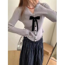 批发蝴蝶结喇叭长袖V领针织上衣<b class='q'>浙江</b>普苑毛衣<b class='q'>桐乡</b>高端嘉兴濮院羊毛衫