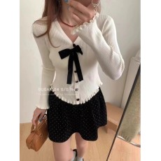 批发蝴蝶结喇叭长袖V领针织上衣<b class='q'>浙江</b>普苑毛衣<b class='q'>桐乡</b>高端嘉兴濮院羊毛衫