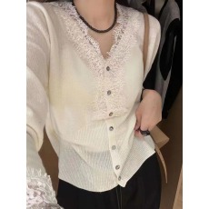 批发蕾丝v领白色针织打底衫女开衫秋冬新款2025洋气长袖短款毛衣上衣