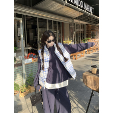 批发<b class='q'>实拍</b>实价~格纹无袖加厚棉服马甲+摇粒绒卫衣外套+休闲阔腿<b class='q'>裤</b><b class='q'>套装</b>