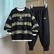 批发<b class='q'>男</b><b class='q'>童</b><b class='q'>儿</b><b class='q'>中大</b><b class='q'>童</b>加绒2025新款帅气休闲运动秋冬季<b class='q'>套装</b>卫衣裤子两件套