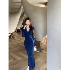 批发时尚V领烫钻长袖蕾丝连衣长裙