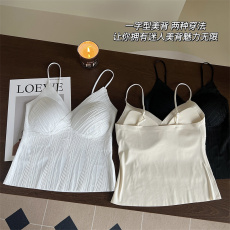 批发高级法式轻奢风多巴胺舒适带胸垫防走光吊带性感美背气质可外穿