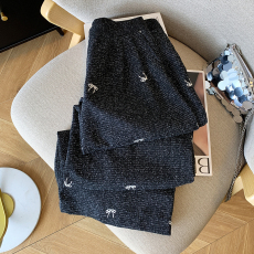 批发实拍 蝴蝶结刺绣小香风阔腿裤<b class='q'>女</b>2025秋季新款时尚宽松直筒裤