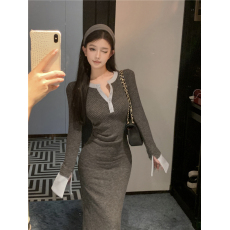 批发实拍实价小众撞色半开领显瘦长袖针织包臀<b class='q'>连衣裙</b>
