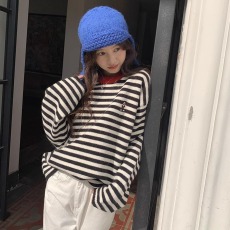 批发秋冬装新款大码女装慵懒风撞色条纹圆领刺绣小狗毛衣百搭针织上衣