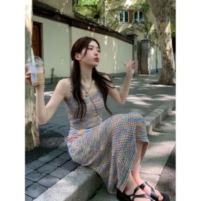 seoul 레인보우 스트라이프 디자인 센스 틈새 시장 기질 슬링 맨위 여자 수 있습니다. 소금 수 있습니다. 달콤한 뜨개질 정장 스커트 여름