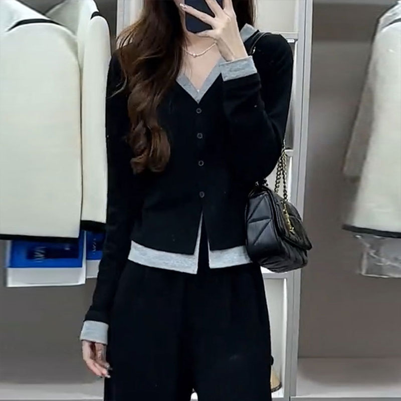 단추 오픈 가디건 페이크 레이어드 긴팔 티셔츠 여성 가을 한국 스타일 몸매 가꾸기 인사이드 가져 가라. 쇼트 스타일 기본 셔츠 맨위