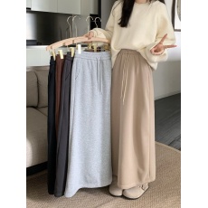 批发华棉复合宝宝绒  <b class='q'>新款</b>百搭后开叉休闲纯色半身裙