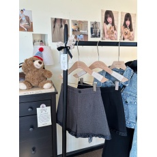 批发实拍实价~秋冬百搭设计感小香风木耳褶皱花边毛呢裤西装短裤靴裤