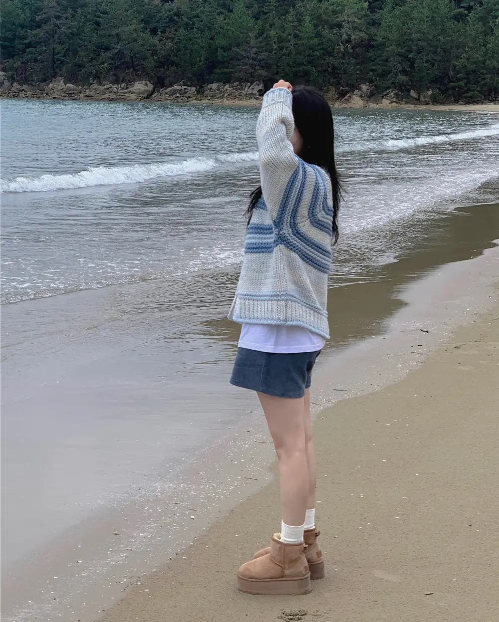 슬림한 릴랙스감 블라우스 니트 코트 상세 이미지 28