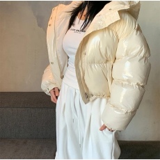 批发韩国ins亮面休闲百搭连帽短款面包服<b class='q'>夹克</b>棉衣棉服<b class='q'>外套</b>