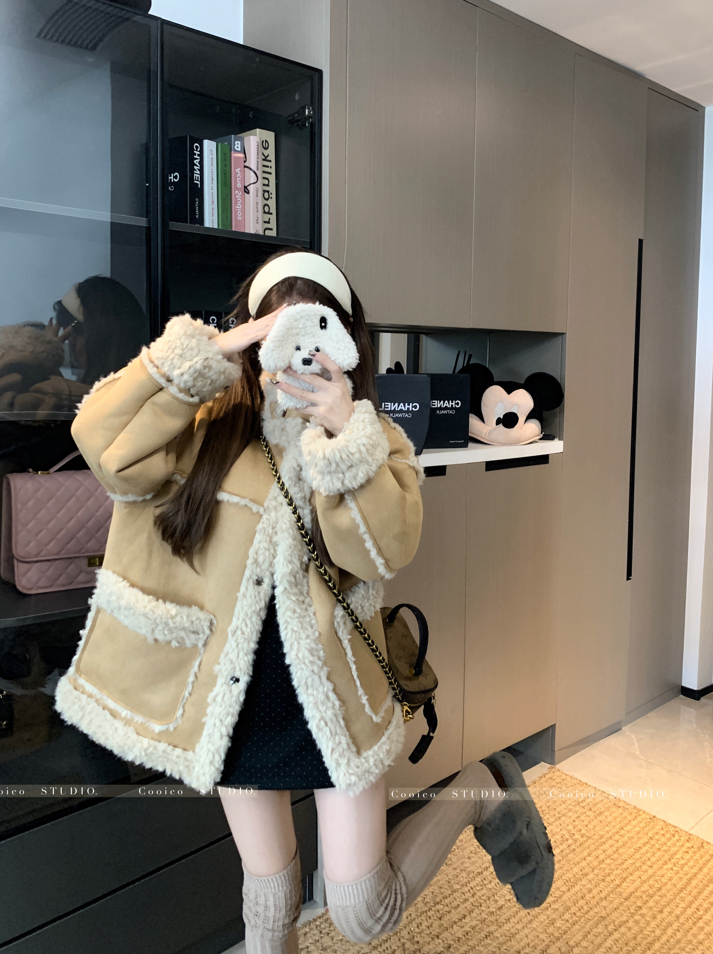 실사 정가 해시계 옛일 카키 색 폴로 칼라 스웨이드 양털 맨위 피모 하나 여성 코트