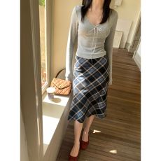 批发<b class='q'>韩国</b>外贸设计感蕾丝长袖T恤女秋季修身打底衫纯欲内搭上衣