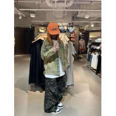 批发美式复古<b class='q'>街头</b>水洗黄泥染夹克男哥特字母春秋短款牛仔衣情侣