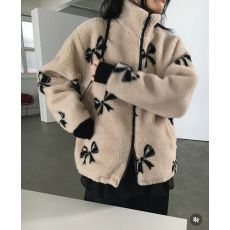 批发蝴蝶结羊羔毛印花外套