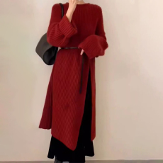 批发已出货秋冬装大码女装小众慵懒风开叉设计感显瘦<b class='q'>针织衫</b>过膝毛衣裙