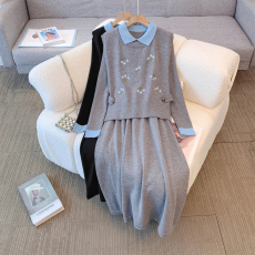 批发实拍2025秋冬新款大码女装胖mm小香风针织刺绣马甲打底连衣裙套装