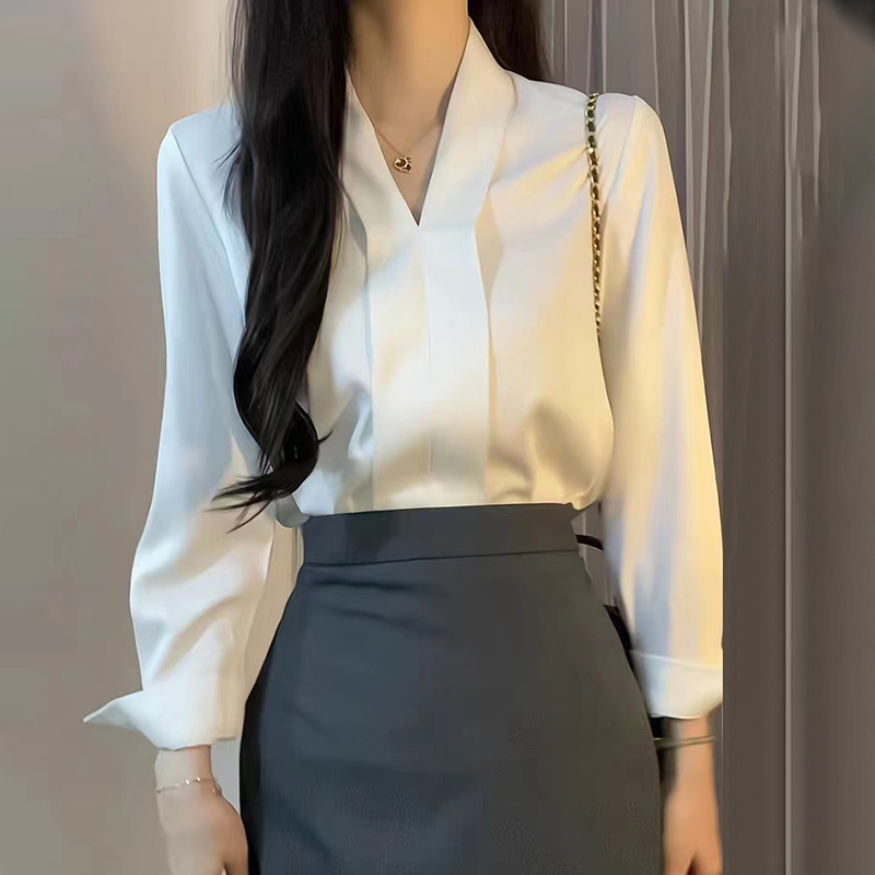 화이트 긍정적 인 로드 중 V넥 비즈니스웨어 여성 셔츠 가을 고급 센스 품격 직장 빛 요리 한 바람 여성 의류 출퇴근 맨위