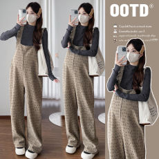 批发原创实拍2024秋冬孕妇针织打底上衣+<b class='q'>碎花</b>背带裤时尚洋气两件