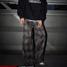 批发美式复古美拉德<b class='q'>风</b>格子休闲女2024秋冬设计感直筒阔腿条纹伞兵长裤