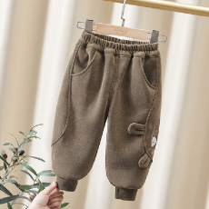 批发<b class='q'>女童</b>侧边小熊<b class='q'>时尚</b>休闲裤2024冬季新款中小童休闲宽松加厚束脚裤女