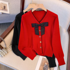 批发实拍<b class='q'>大码</b>女装胖MM秋冬气质V领蝴蝶结撞色针织衫上衣百搭内搭毛衣