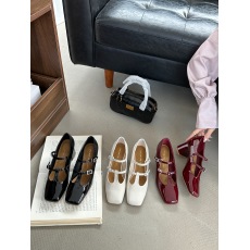 批发2024新款法式复古玛丽珍女亮面粗跟鞋