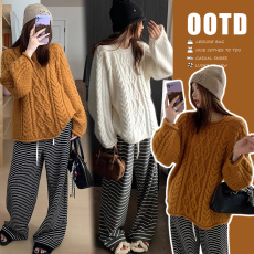 批发孕妇秋冬套装2025新款慵懒风复古麻花加厚毛衣+条纹阔腿裤两件套