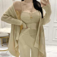 批发<b class='q'>韩国</b>秋冬 INS 加厚毛衣开衫+打底吊带+高腰裤 三件套装 套装 8192