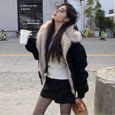 批发韩系复古潮牌毛领拼接连帽加厚牛仔棉<b class='q'>衣外套</b>女冬季2024新款高级感