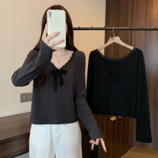 批发实拍大码纯欲蝴蝶结蕾丝V领长袖T恤女春<b class='q'>秋</b>设计感修身甜辣打底上衣