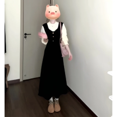批发2026秋季新款女法式高级感收腰显瘦减龄设计感<b class='q'>假两件</b>针织<b class='q'>连衣裙</b>