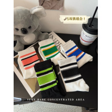 批发实拍实价秋冬季百搭袜子<b class='q'>女</b>中筒<b class='q'>袜</b>条纹堆堆<b class='q'>袜</b>长<b class='q'>袜</b><b class='q'>女</b><b class='q'>袜</b>纯棉5双装
