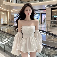 批发<b class='q'>一字肩</b>抹胸灯笼袖褶皱连衣裙高级感名媛时尚裙子