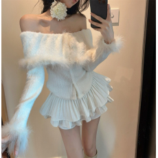 批发实拍实价 气质纯欲一字肩<b class='q'>翻领</b>毛毛针织上衣百褶裙裤女冬套装