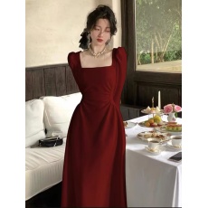 批发红色长袖<b class='q'>连衣裙</b>女春秋法式订婚礼服新娘敬酒服平时可穿红裙子长裙