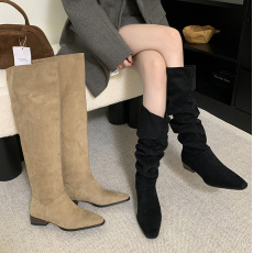 批发堆堆靴女骑士靴复古绒面粗跟尖头2025秋<b class='q'>冬</b>新款百搭褶皱高筒女长靴