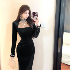 批发实拍欧洲站秋冬新款重工钉珠<b class='q'>礼服</b>金丝绒气质开叉中长款连衣裙