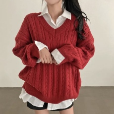 批发实货 韩国chic圣诞新年红v领慵懒<b class='q'>中长款</b><b class='q'>毛衣</b>复古麻花百搭宽松上衣