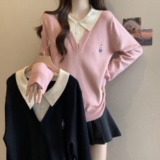 批发2026年春<b class='q'>秋</b>新款假两件娃娃领刺绣针织衫上衣大码女装胖mm宽松毛衣