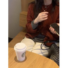 批发实价有货安哥拉红色粗针麻花<b class='q'>羊绒</b><b class='q'>毛衣</b>外套女高级感宽松针织衫上衣