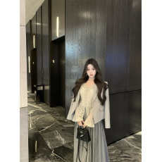 批发实拍时尚<b class='q'>蕾丝</b>上衣正肩夹棉<b class='q'>西装</b>外套a字百褶长款半裙套装