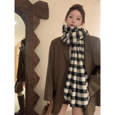 批发实拍不减价 <b class='q'>韩国</b>ins围巾女冬季日系百搭保暖围脖<b class='q'>情侣</b><b class='q'>格子</b>长款披肩