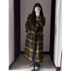 批发格子双排扣复古时尚呢子大衣女秋冬新款高级感小个子温柔毛呢外套