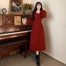 批发大码法式复古赫本风红色<b class='q'>连衣裙</b>女秋冬微胖mm收腰显瘦敬酒礼服长裙