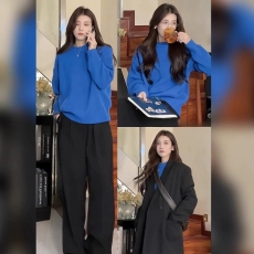 批发克莱因蓝色宽松加厚针织毛衣女装2026新款深秋初冬穿搭硫酸铜上衣