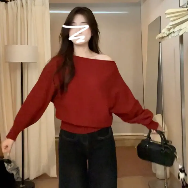 오프숄더 레드 니트 상세 이미지 4