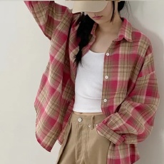批发<b class='q'>韩版</b>春季磨毛格子衬衫时尚原宿风休闲宽松大码长袖衬衣外套女